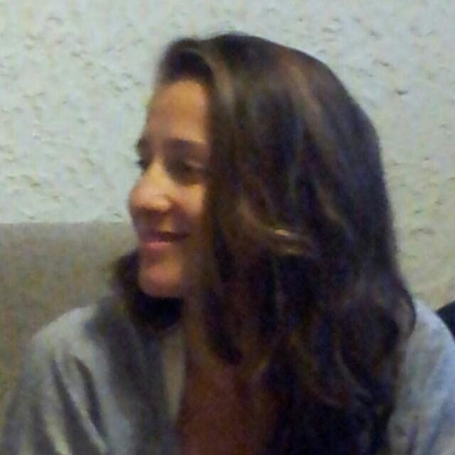 קמה קולטון מדריכת הנקה